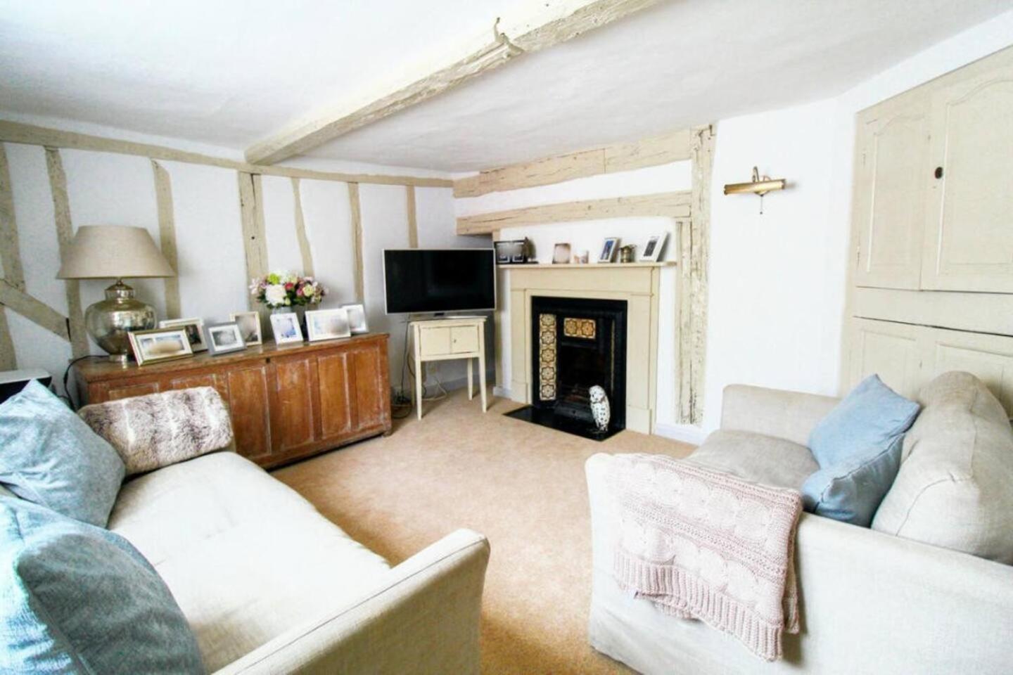 Elegant Oak Beamed House In Pretty Village - Cambridge Homehost Buckden  Exterior photo